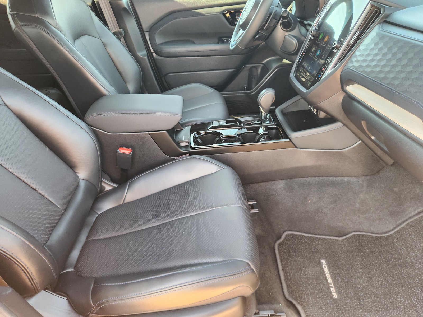 Used 2026 Subaru Forester Limited AWD/4WD image 14