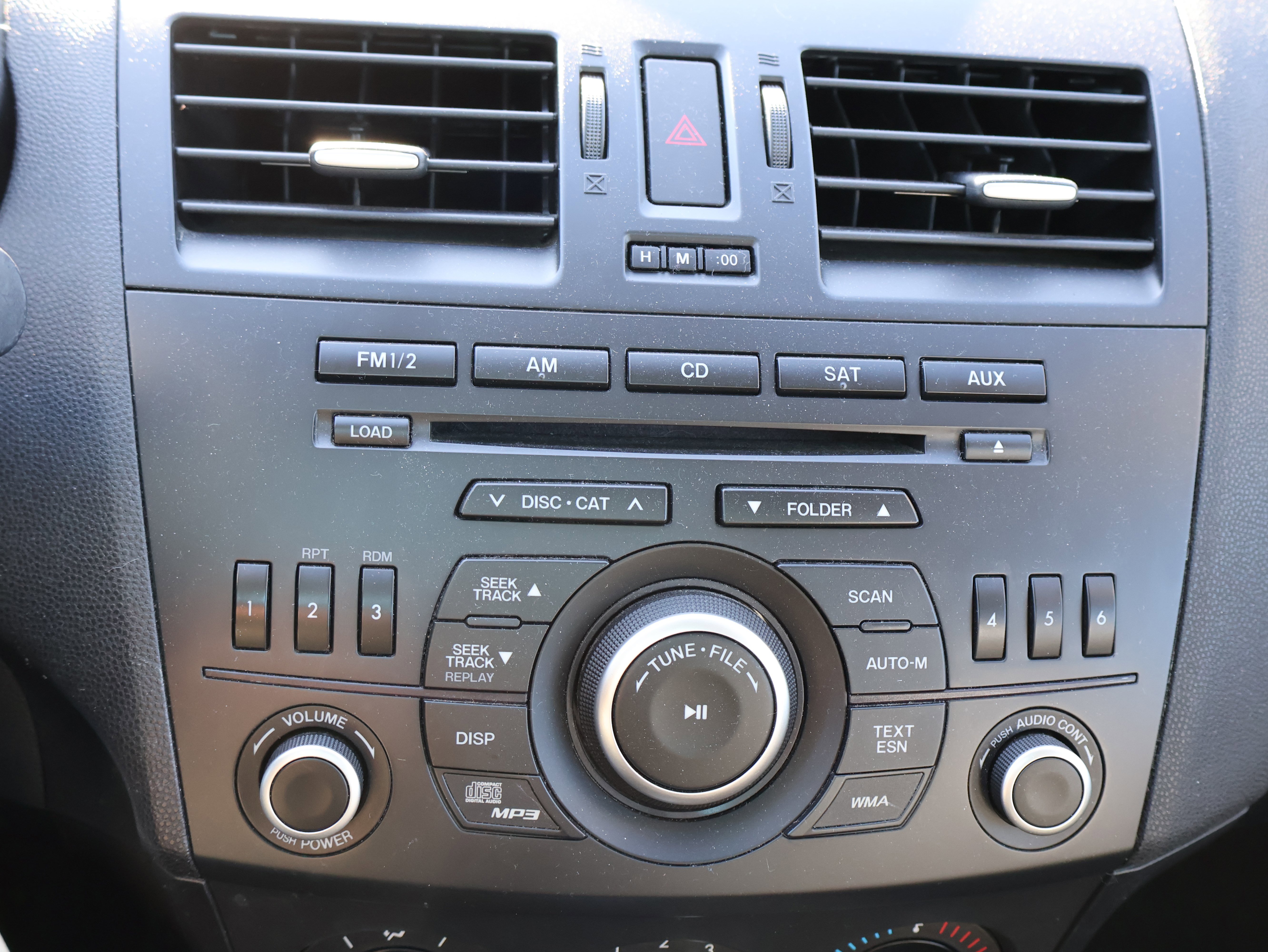 Used 2012 MAZDA MAZDA3 i Touring image 23