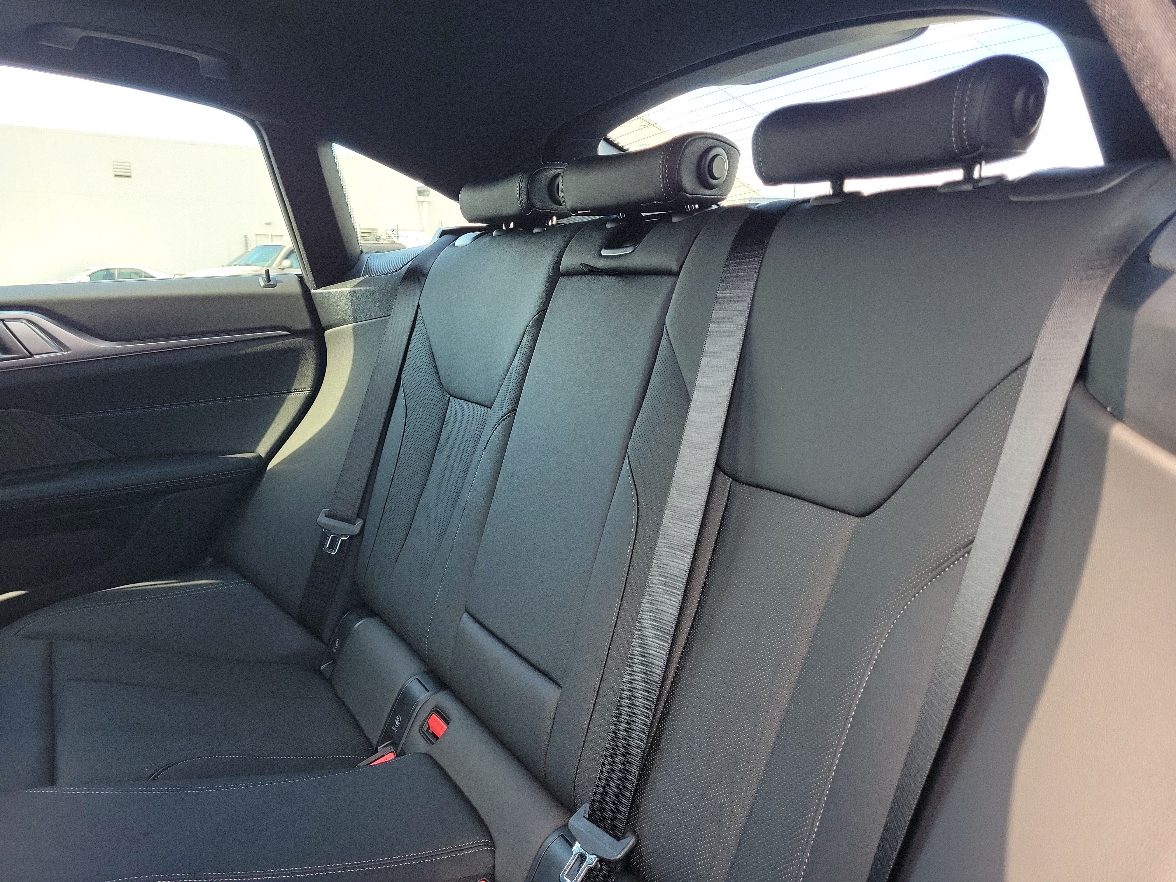 New 2026 BMW M440i w/ Premium Package RWD image 8