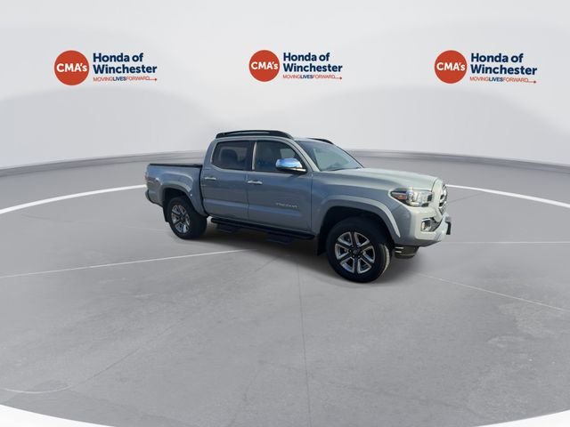 Used 2018 Toyota Tacoma Limited image 2