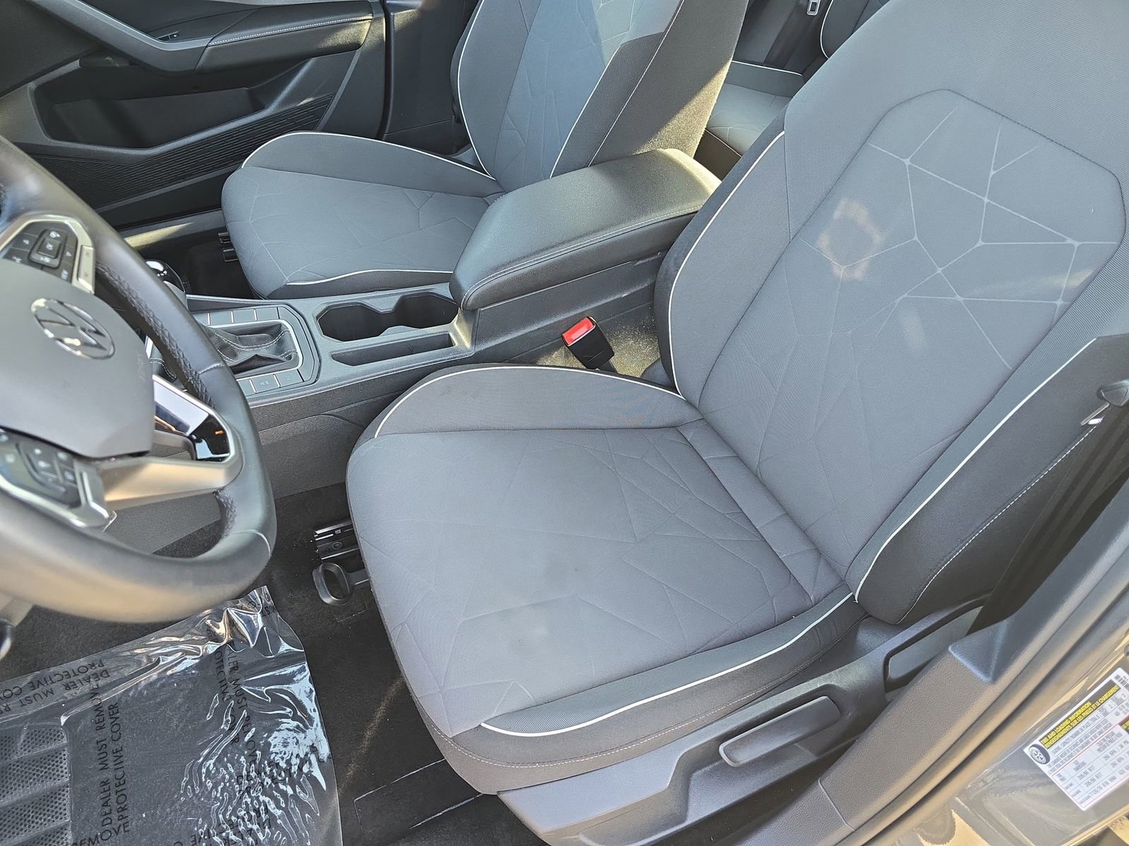 Used 2025 Volkswagen Jetta Sport image 18