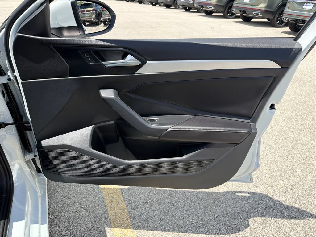 Certified 2025 Volkswagen Jetta S FWD image 23