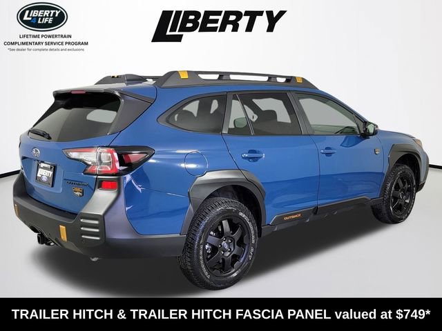Used 2025 Subaru Outback Wilderness AWD/4WD image 3