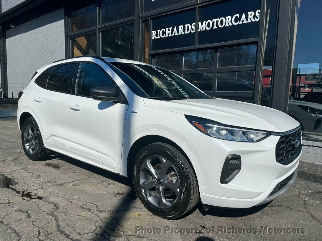 Used 2024 Ford Escape ST-Line