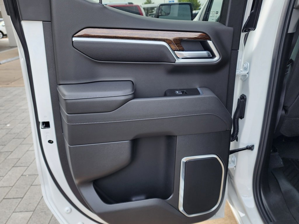 New 2026 GMC Sierra 1500 Elevation image 40