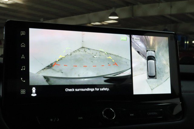 New 2026 Mitsubishi Outlander SE FWD image 13