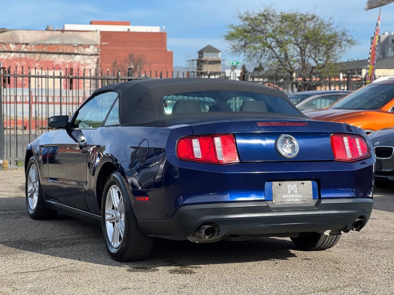 Used 2012 Ford Mustang Premium image 7