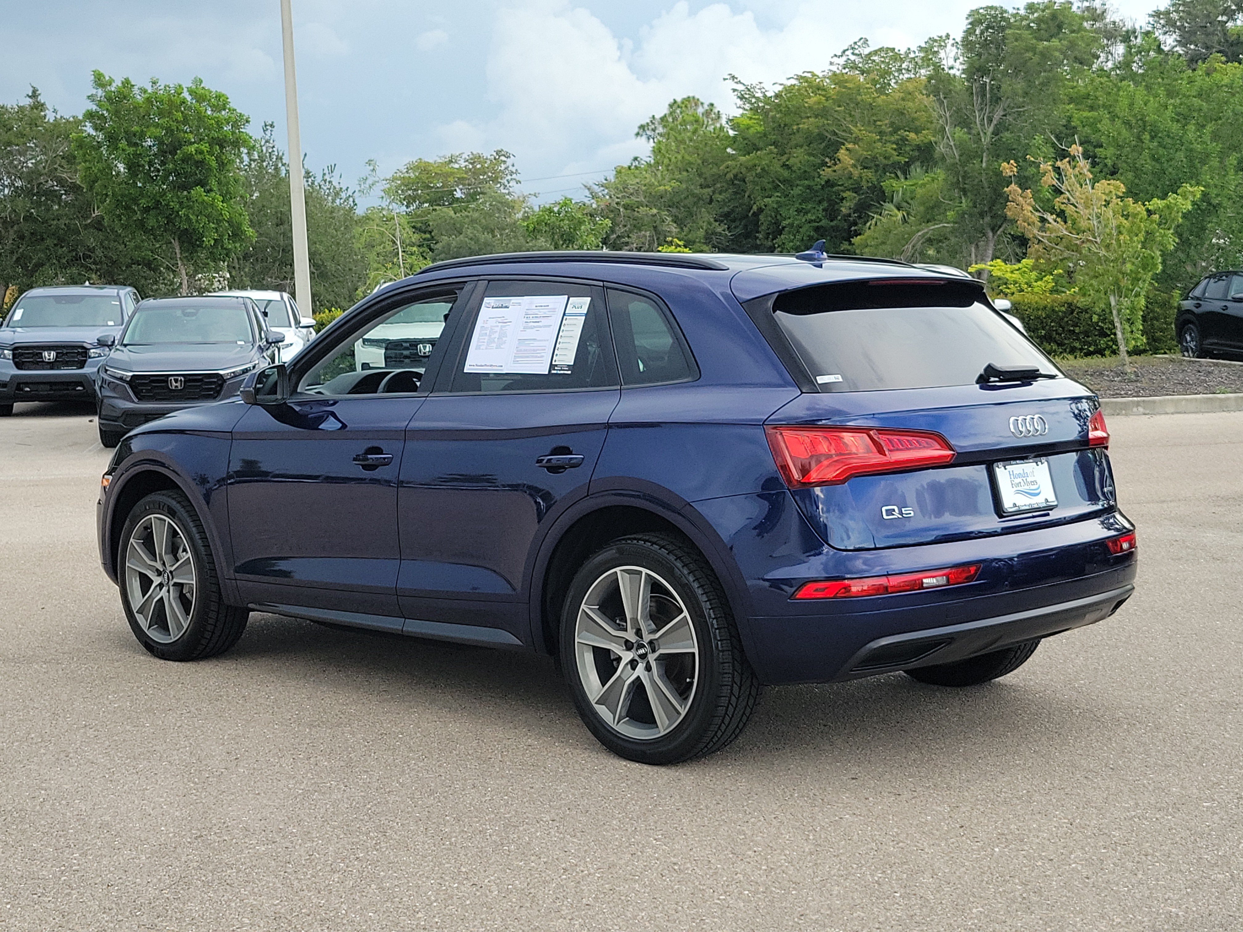 Used 2019 Audi Q5 2.0T Premium Plus w/ Premium Plus Package AWD/4WD image 4