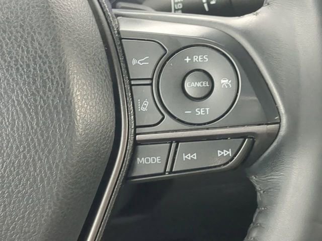 Used 2021 Toyota Camry SE w/ Convenience Package FWD image 23