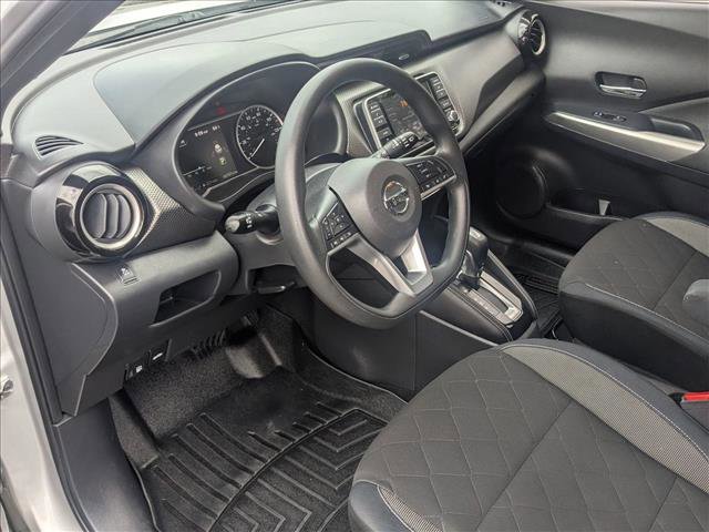 Used 2019 Nissan Kicks SV w/ Exterior Package FWD image 9
