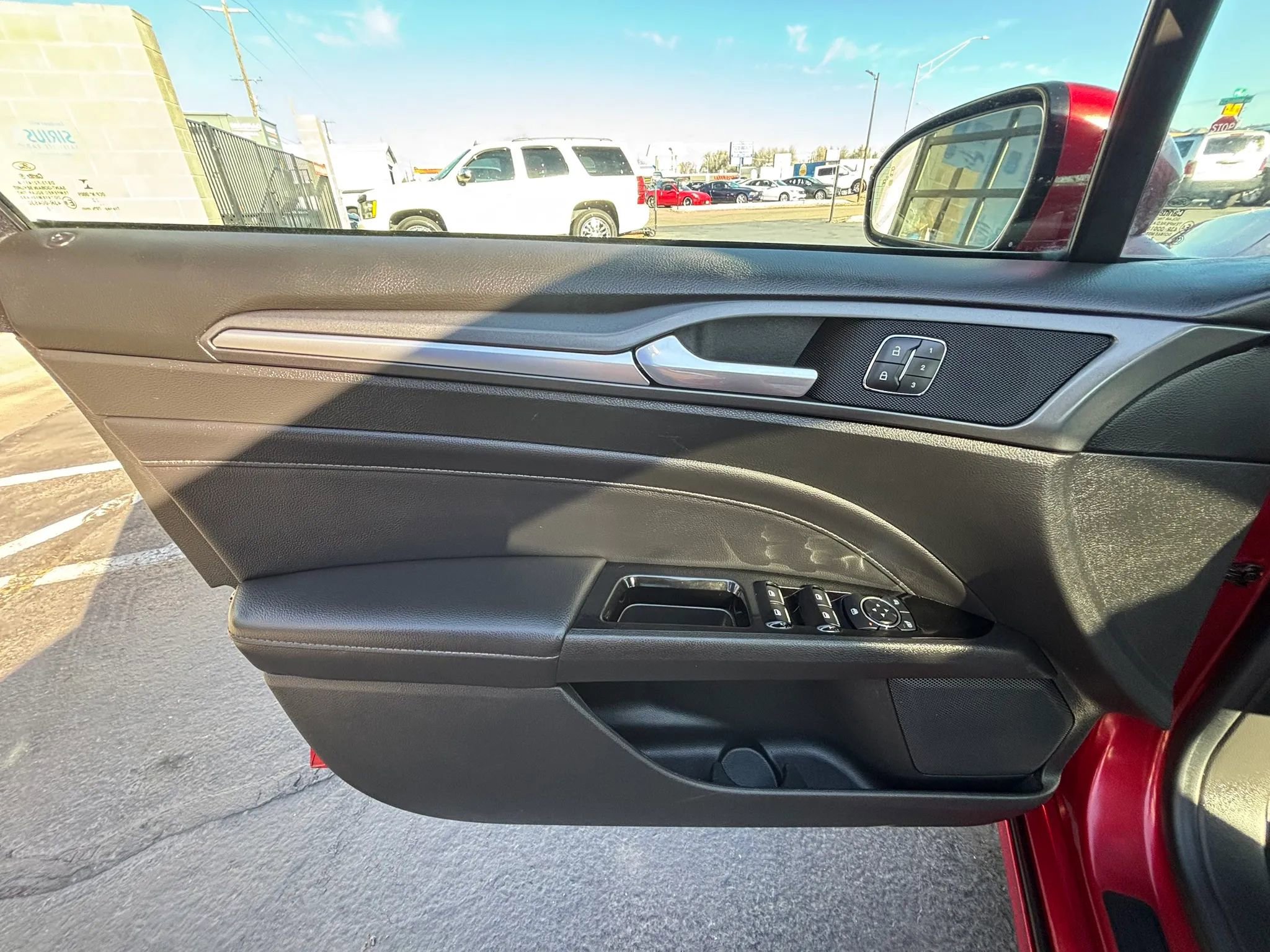 Used 2013 Ford Fusion Energi Titanium w/ Driver Assist Pkg image 11