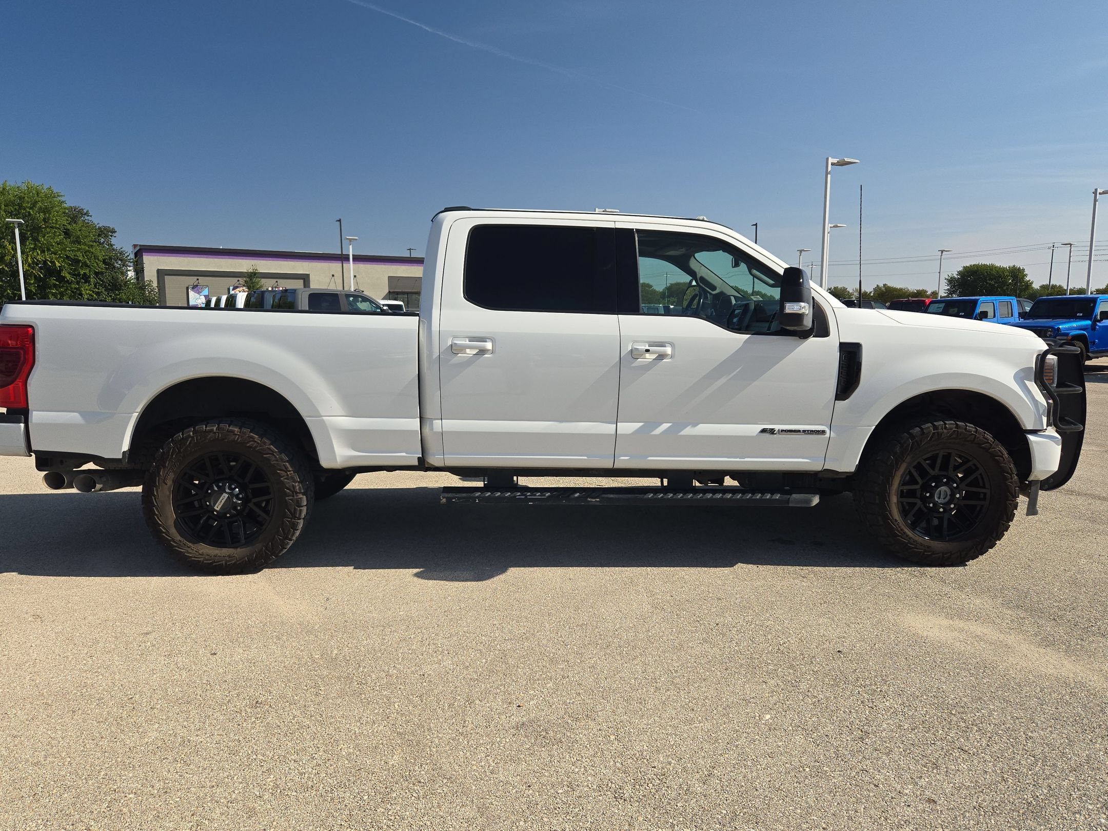 Used 2021 Ford F250 Lariat AWD/4WD image 2