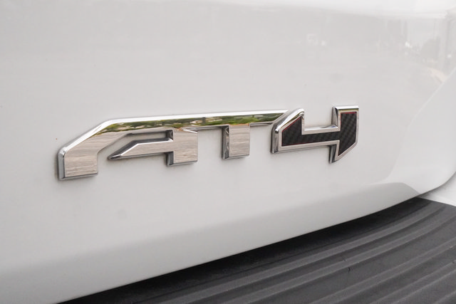 Used 2021 GMC Yukon XL AT4 AWD/4WD image 36