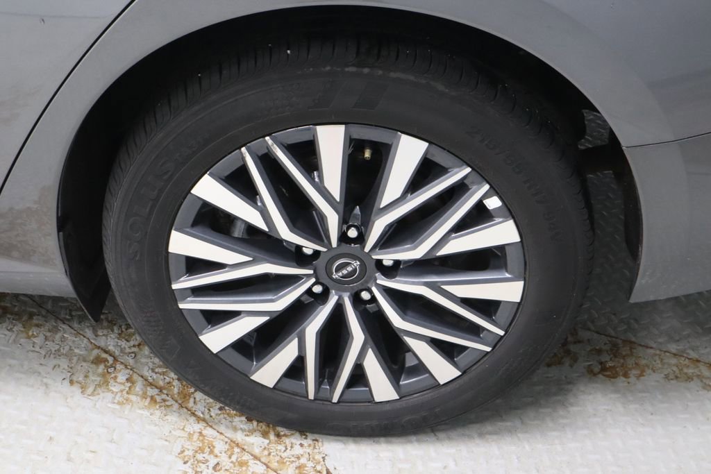 Certified 2024 Nissan Altima 2.5 SV AWD/4WD image 18