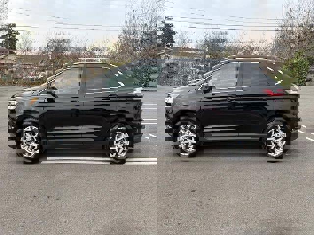 Used 2022 Ford Edge SEL image 24