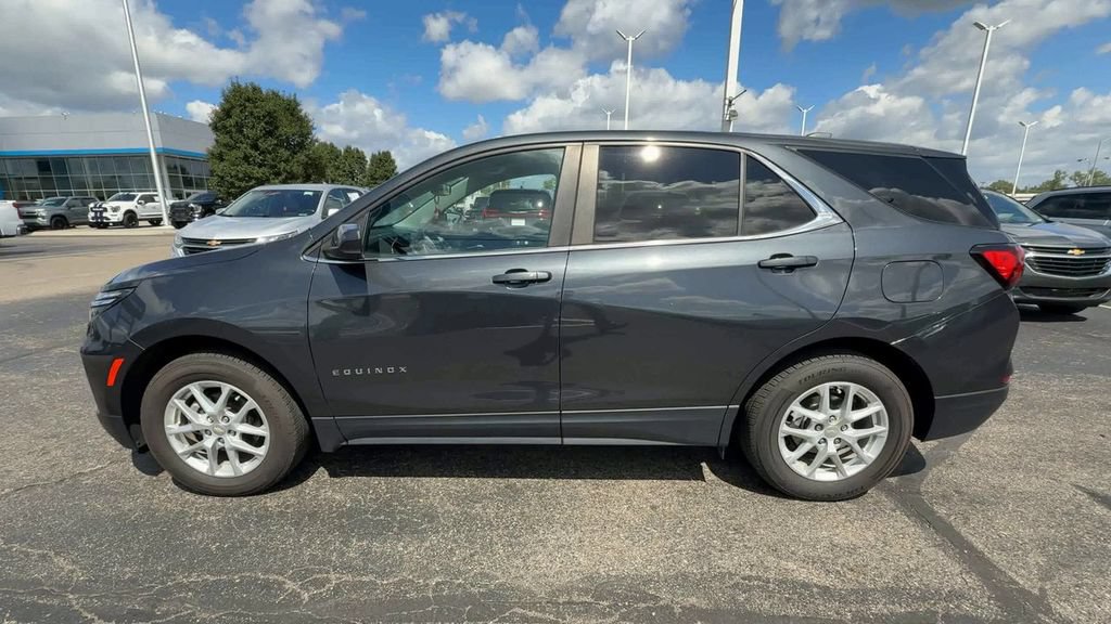 Used 2023 Chevrolet Equinox LT AWD/4WD image 5