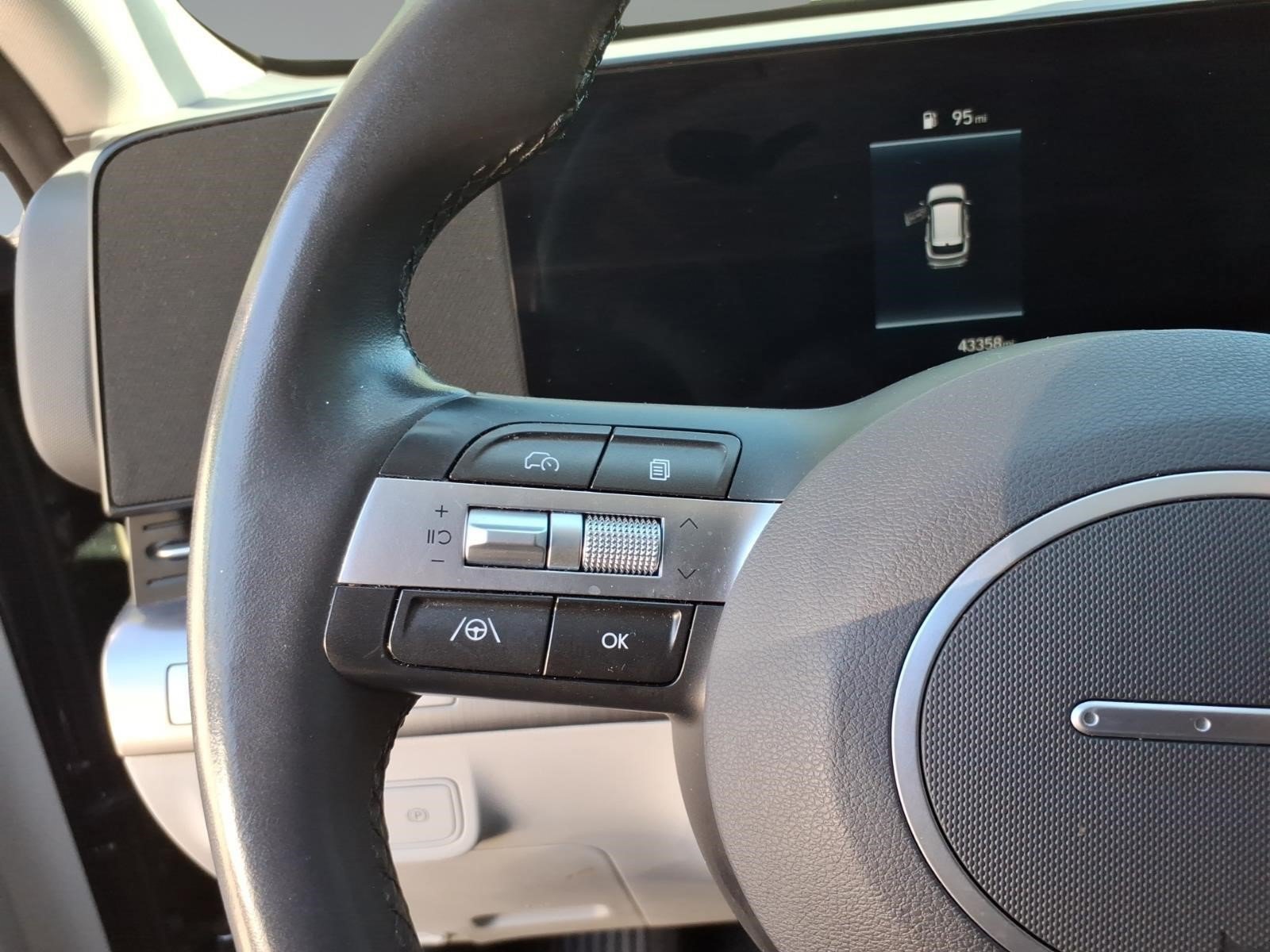 Used 2025 Hyundai Kona SEL AWD/4WD image 10