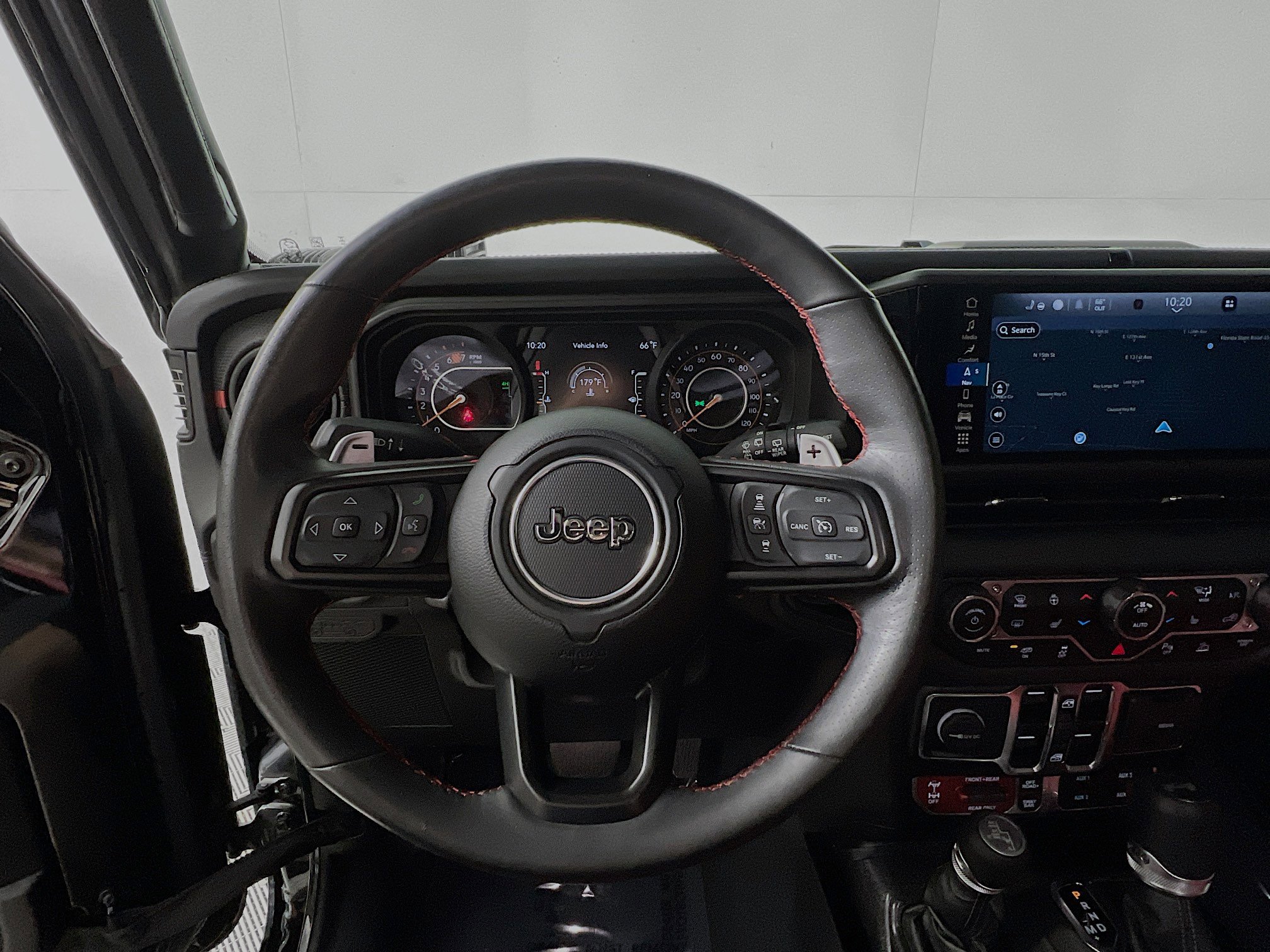 Used 2024 Jeep Wrangler Unlimited Rubicon 392 image 18