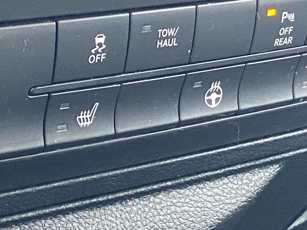 Used 2018 RAM 3500 Big Horn image 19