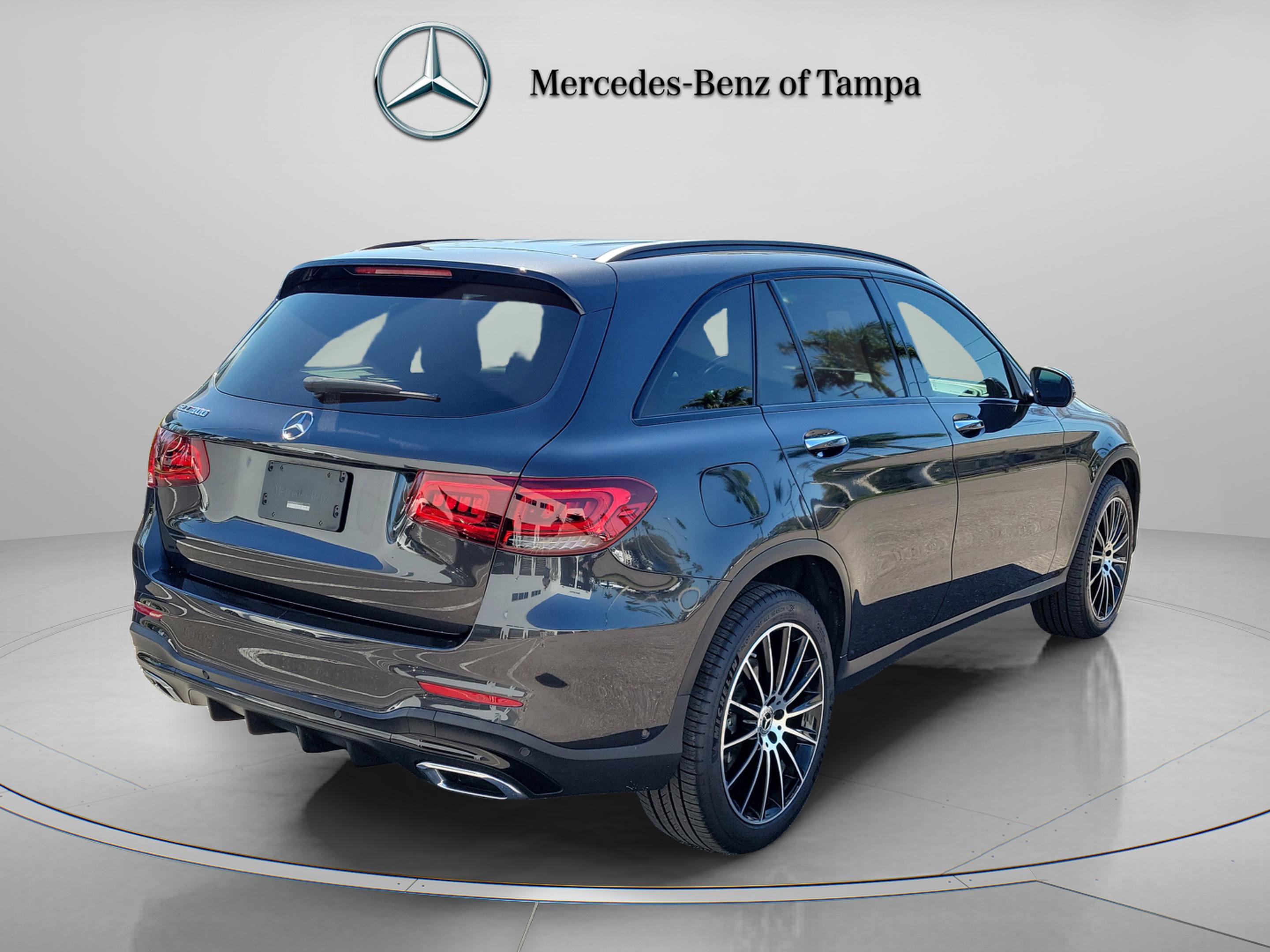 Used 2022 Mercedes-Benz GLC 300 image 4
