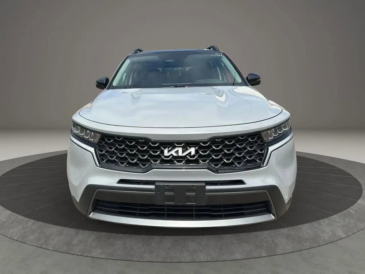Used 2022 Kia Sorento S w/ Panoramic Sunroof Package image 2