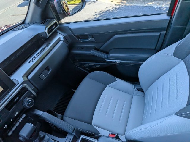 Certified 2025 Toyota Tacoma TRD Sport AWD/4WD image 19