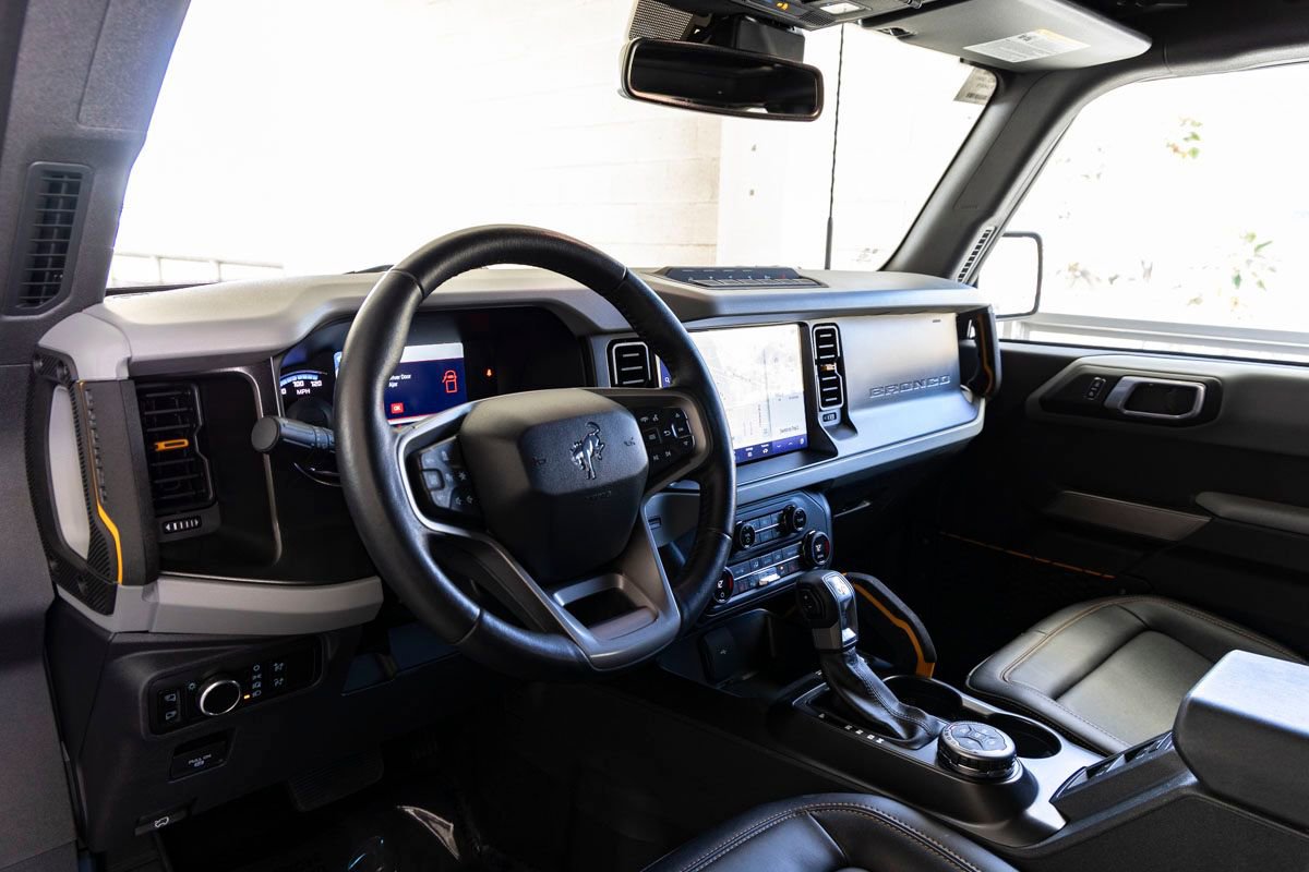 Used 2023 Ford Bronco Badlands image 18