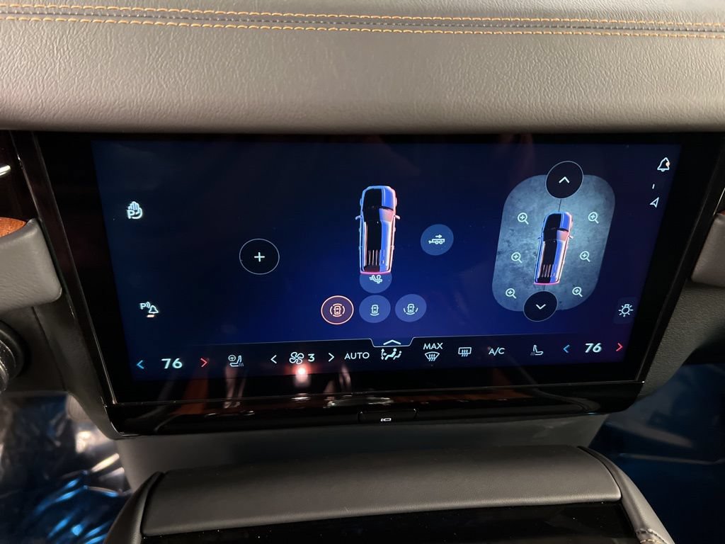 New 2026 Lincoln Navigator Black Label AWD/4WD image 13