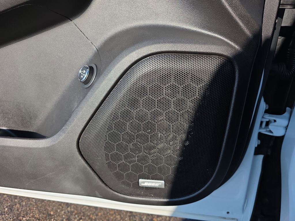 Certified 2023 GMC Acadia AT4 image 32