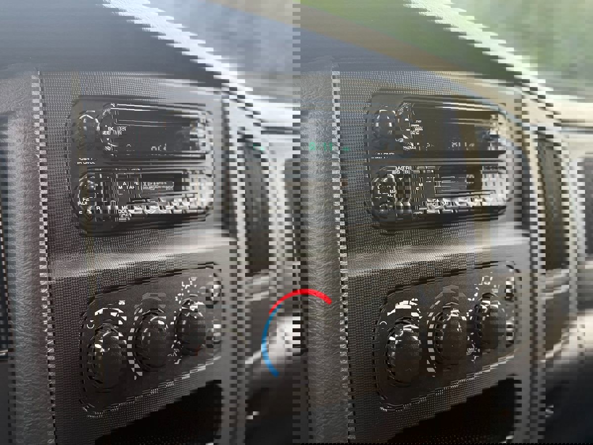 Used 2003 Dodge Ram 3500 Truck SLT image 15