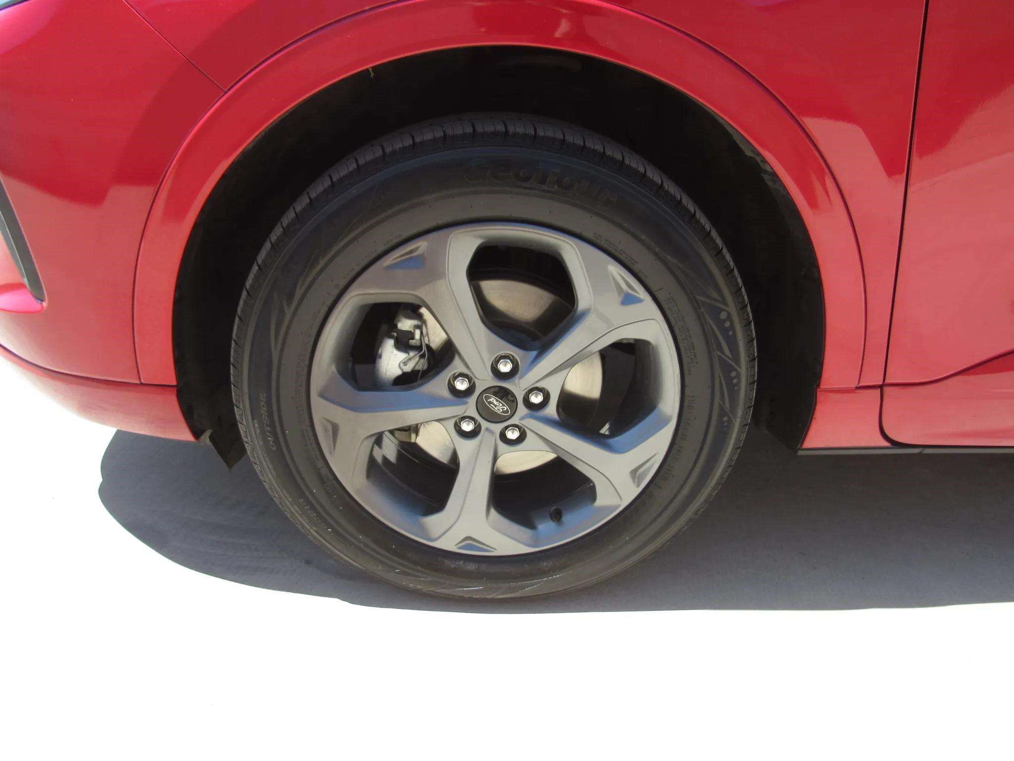 Used 2024 Ford Escape ST-Line AWD/4WD image 4