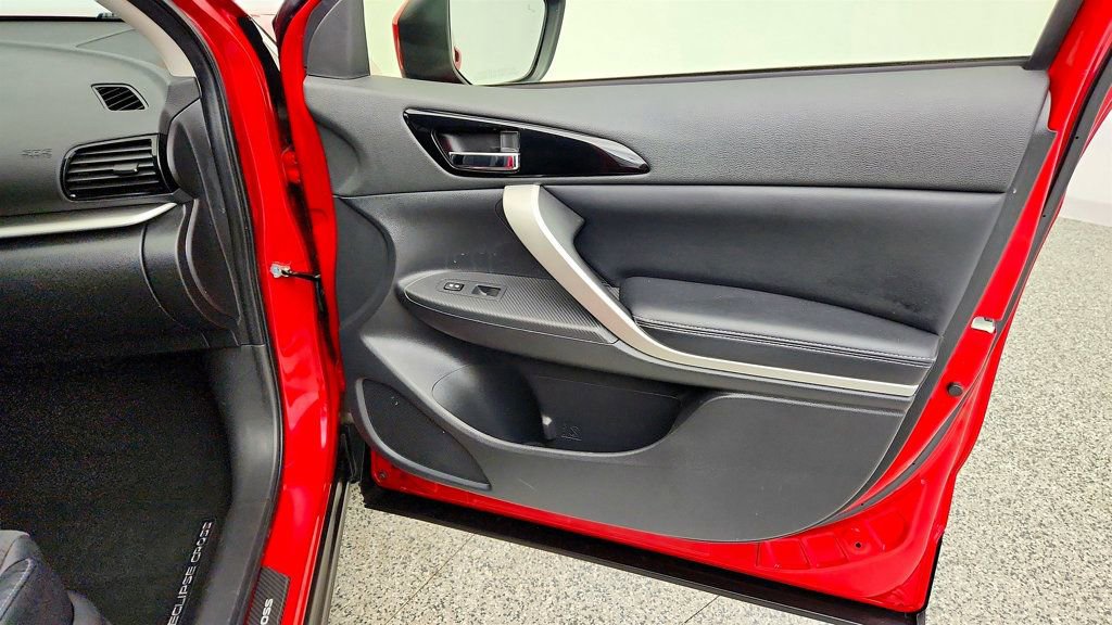 Used 2022 Mitsubishi Eclipse Cross SE FWD image 25