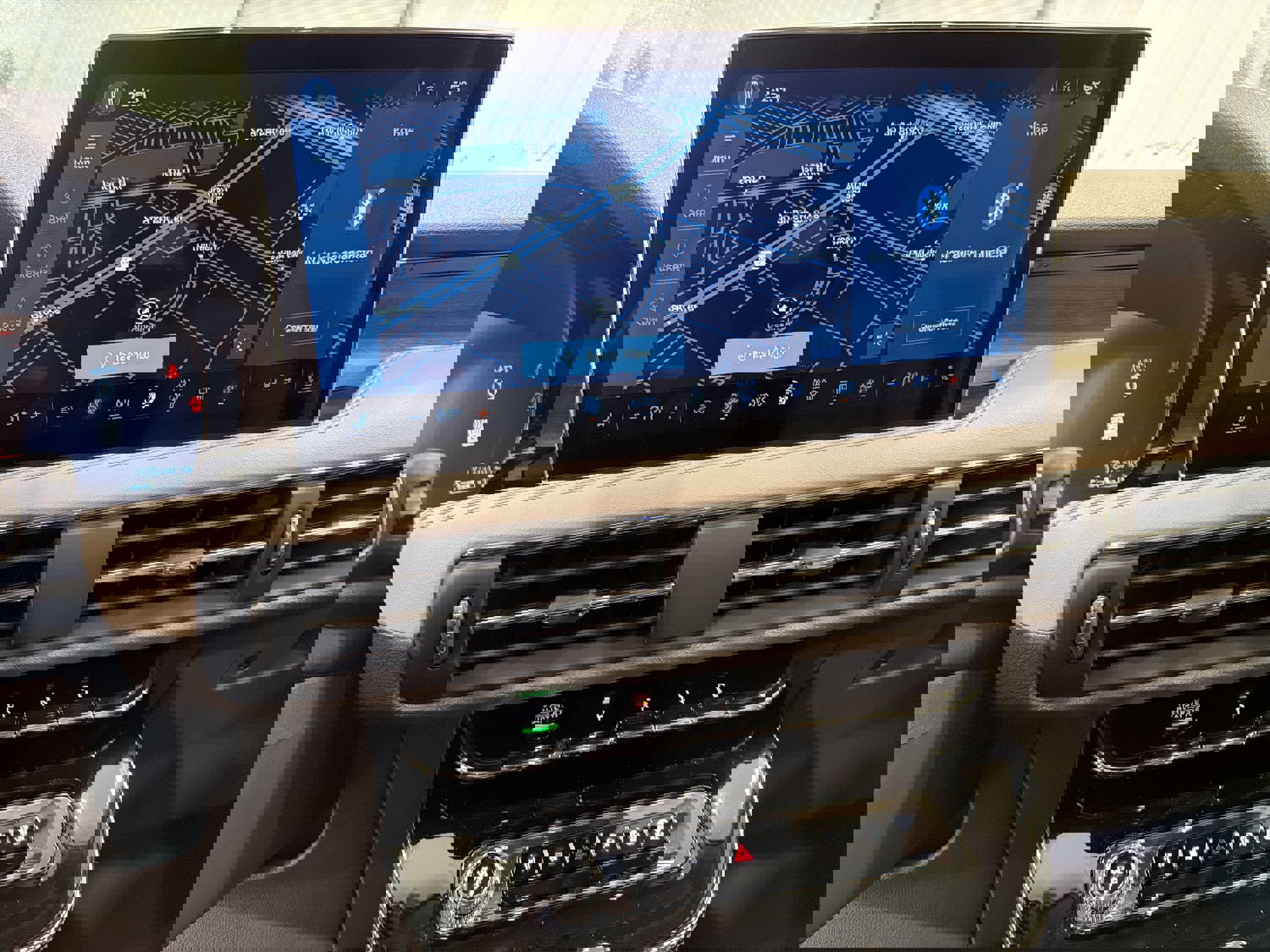 Used 2024 Lincoln Corsair Reserve image 19