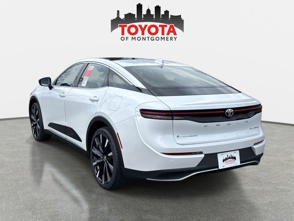 New 2026 Toyota Crown Platinum image 5