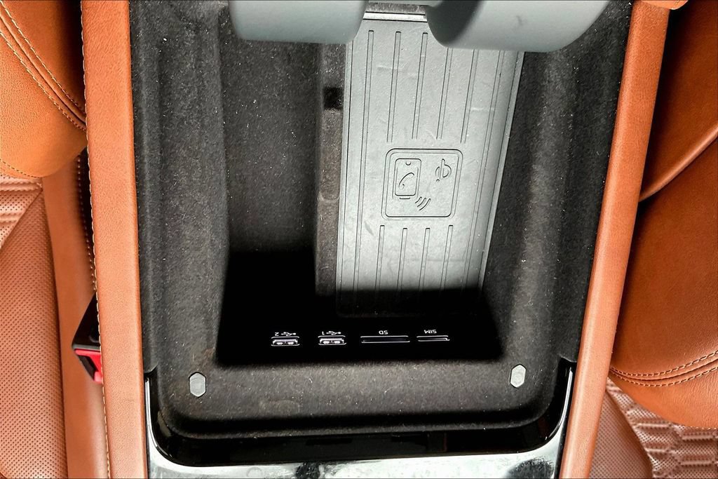 Used 2019 Lamborghini Urus AWD/4WD image 15