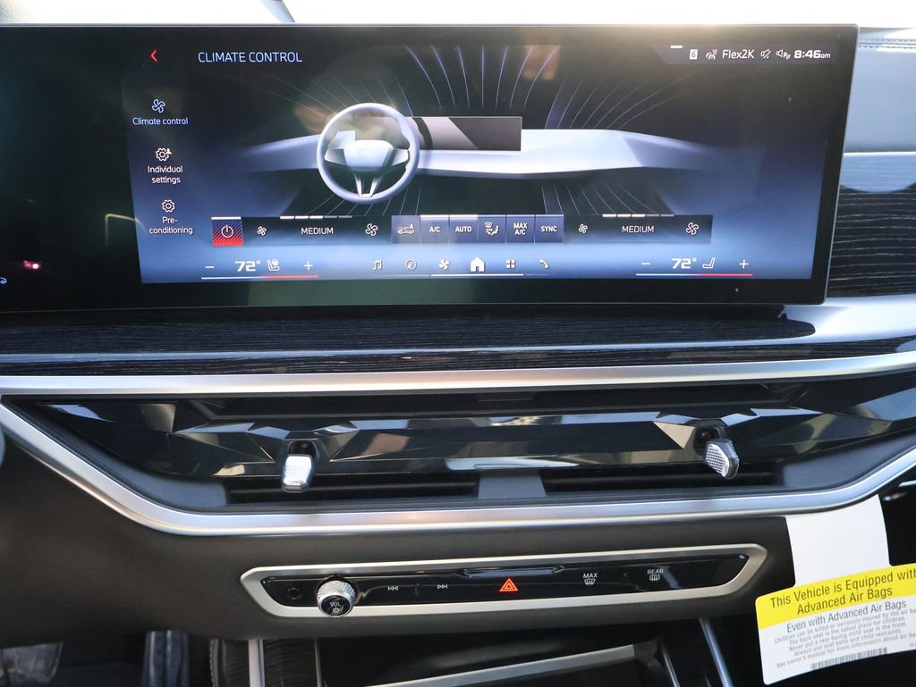 New 2026 BMW X7 M60i image 31