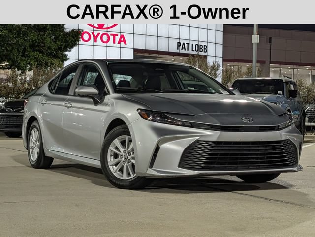 Used 2025 Toyota Camry LE FWD image 2