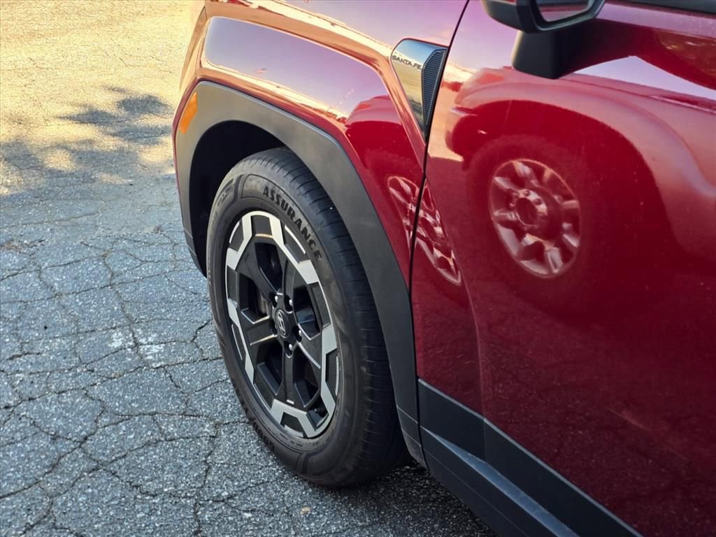 Used 2025 Hyundai Santa Fe SEL image 18