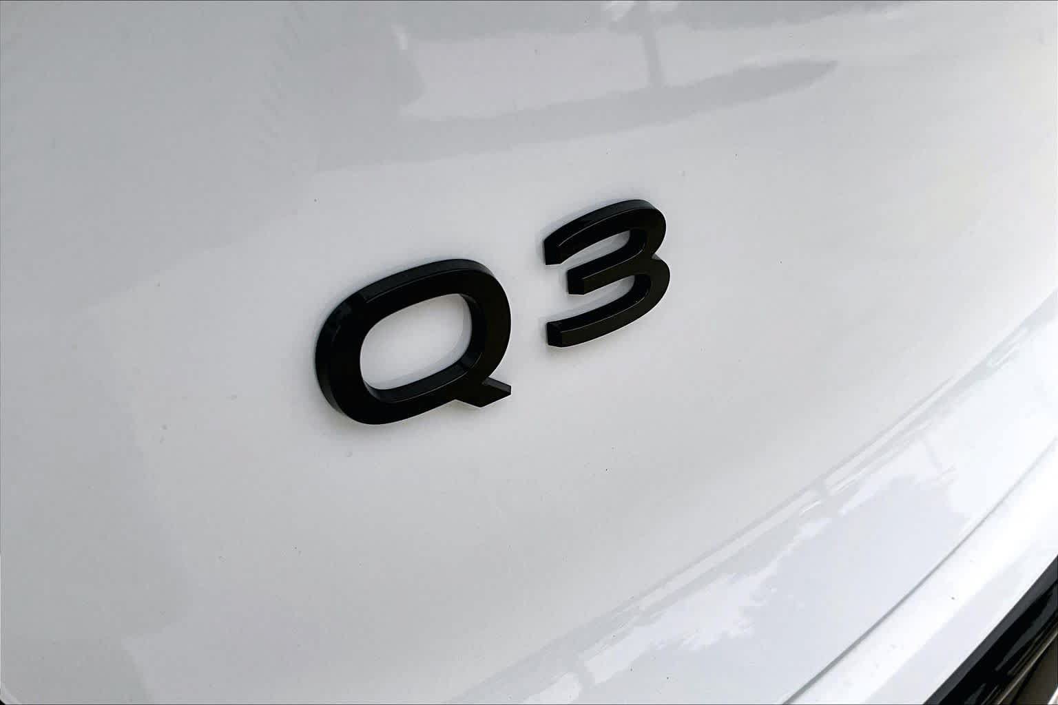 New 2026 Audi Q3 quattro 2.0T AWD/4WD image 15