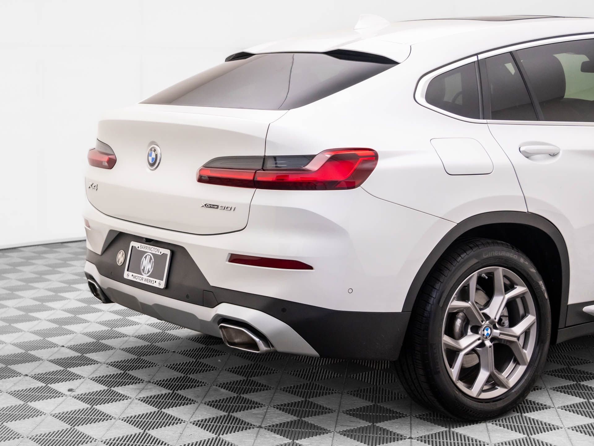 Used 2022 BMW X4 xDrive30i w/ Premium Package image 37