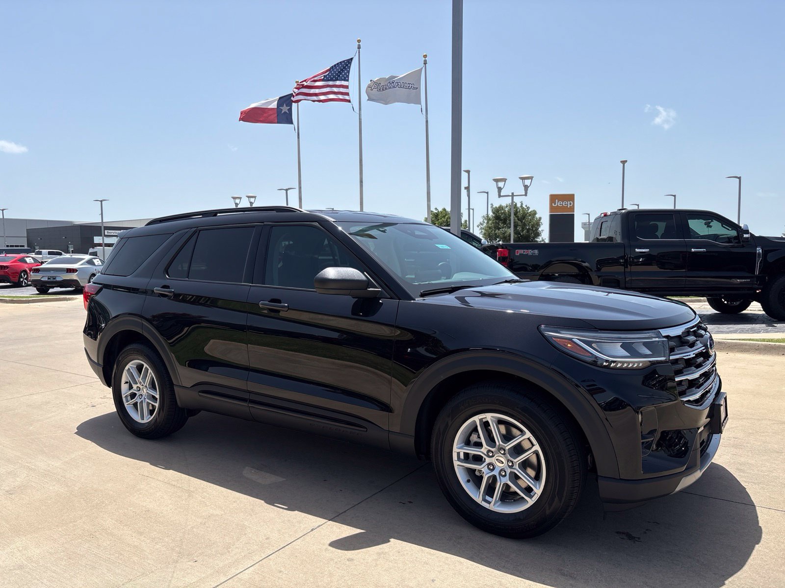 New 2026 Ford Explorer Active w/ Active Comfort Package RWD image 8