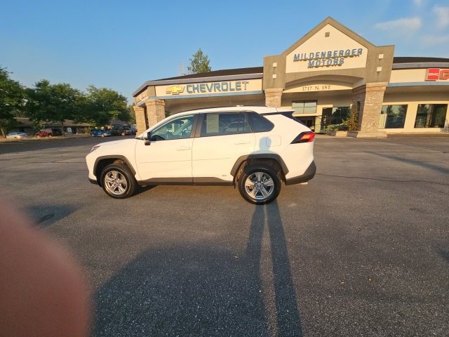 Used 2023 Toyota RAV4 LE image 41