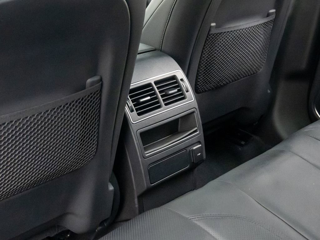 Used 2022 Jaguar F-PACE S image 18