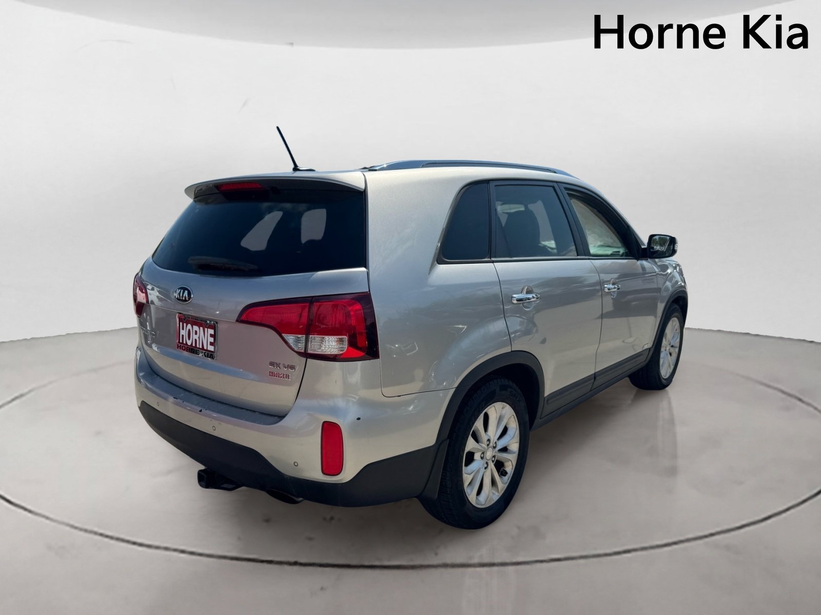 Used 2015 Kia Sorento EX w/ EX V6 Touring Package AWD/4WD image 4