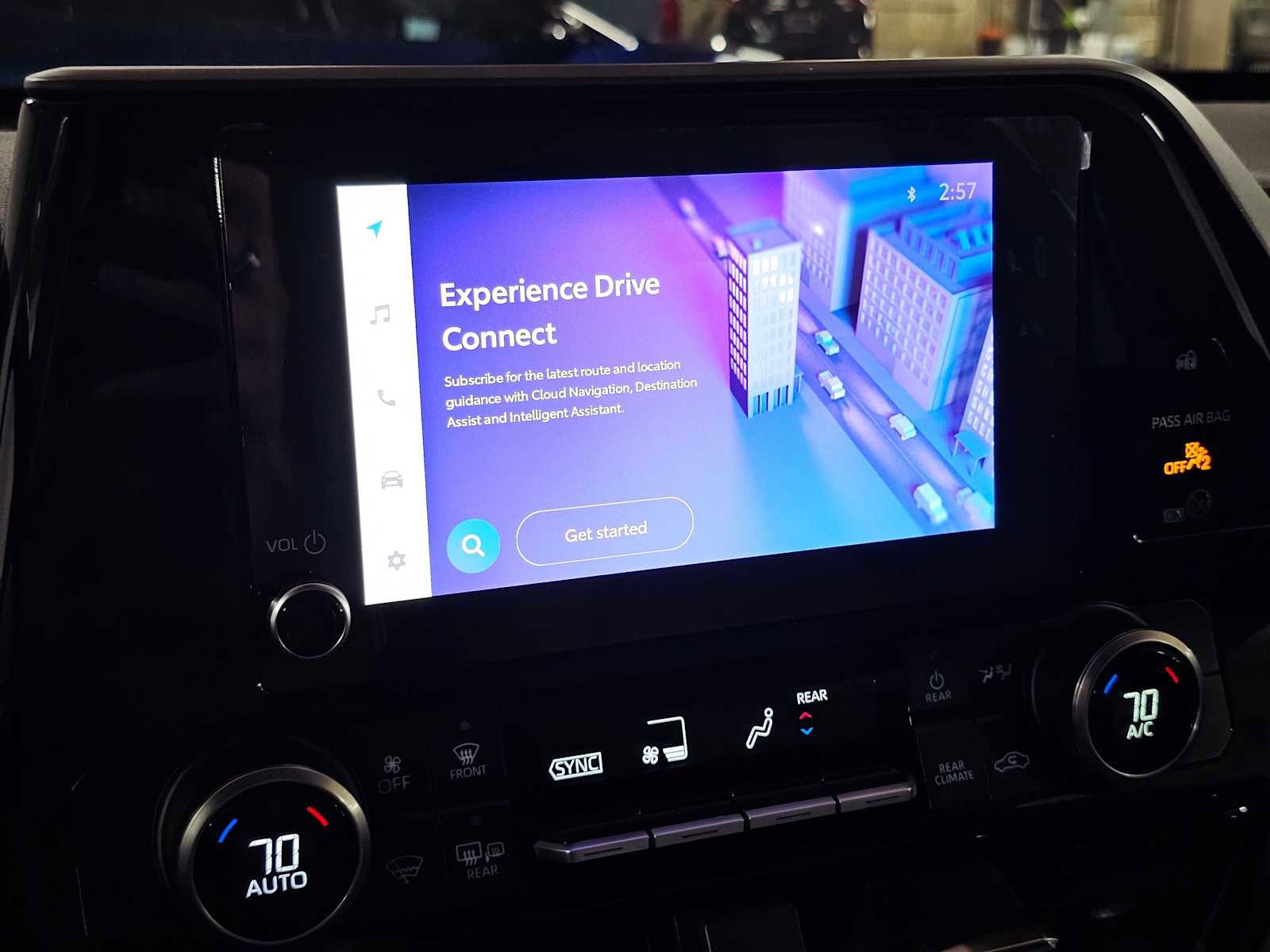 Used 2023 Toyota Highlander LE image 30