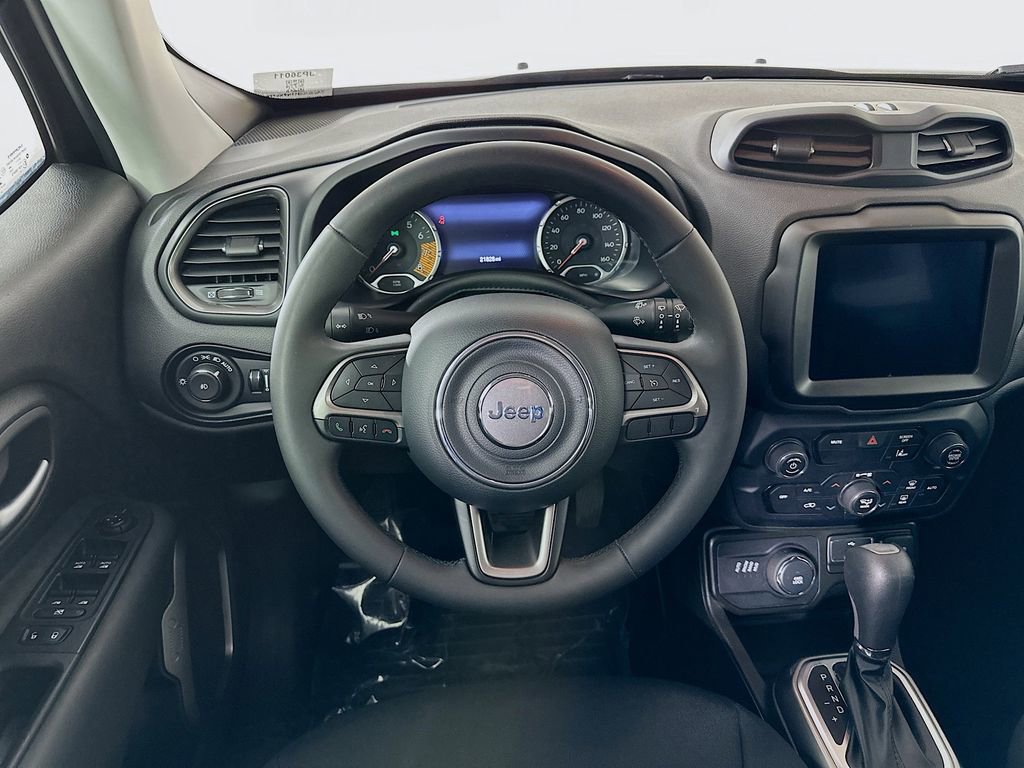 Used 2022 Jeep Renegade Latitude image 32