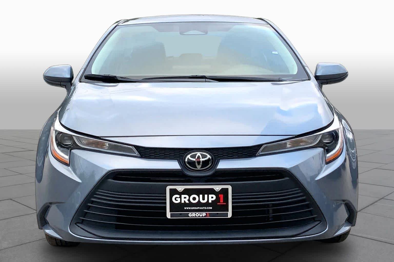 Used 2024 Toyota Corolla LE FWD image 4