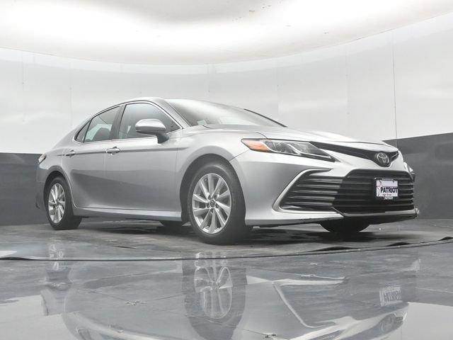 Used 2022 Toyota Camry LE FWD image 49