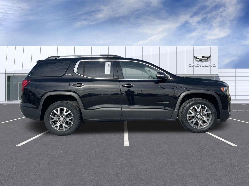 Used 2023 GMC Acadia SLE w/ Driver Convenience Package image 9