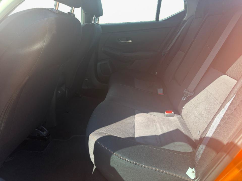 Used 2022 Nissan Sentra SR w/ Lighting Package FWD image 16
